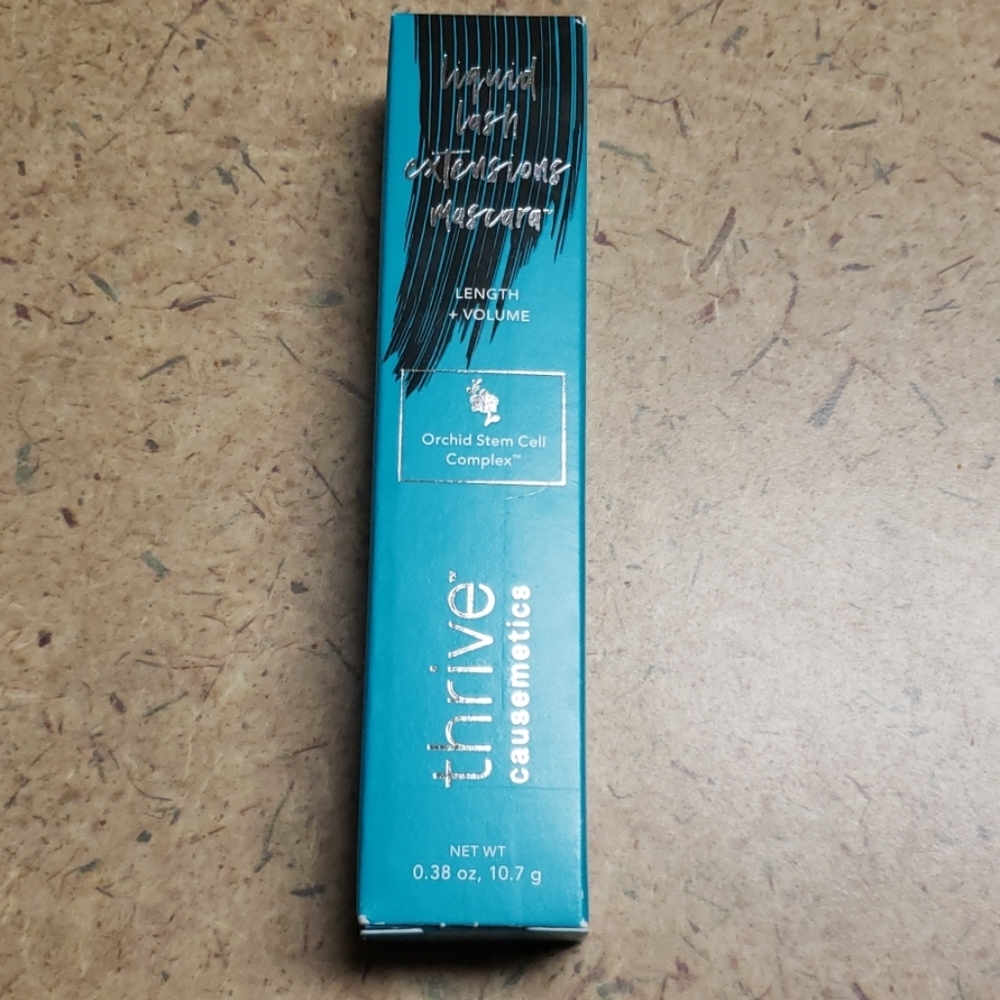 Thrive Liquid Lash Extension Mascara